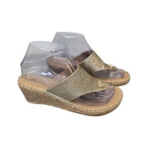 White Mountain Women's 6 Wedge Thong Jute Gold Shimmer Sandals
